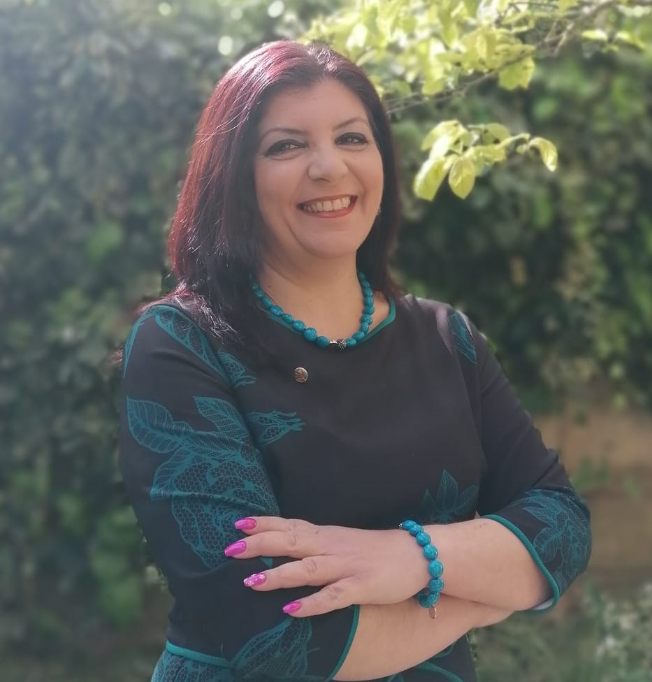 LAURA LEOTTA CHARMAINS.jpg